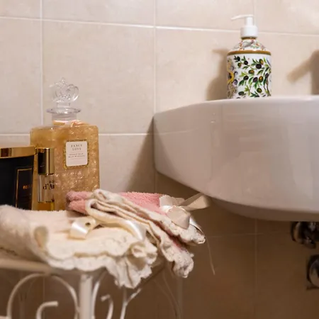 La Dolce Agogia, Country & Hot Tub *